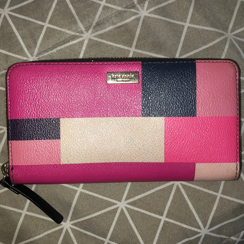 GREAT CONDITION Kate Spade wallet